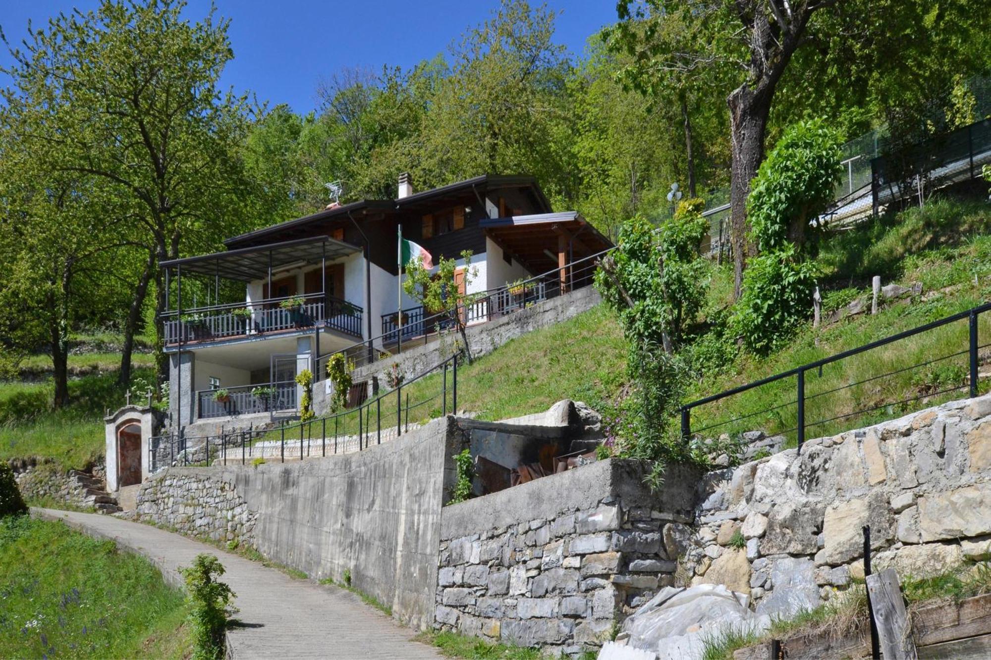 Casa Busso - Happy Rentals Esino Lario Dış mekan fotoğraf