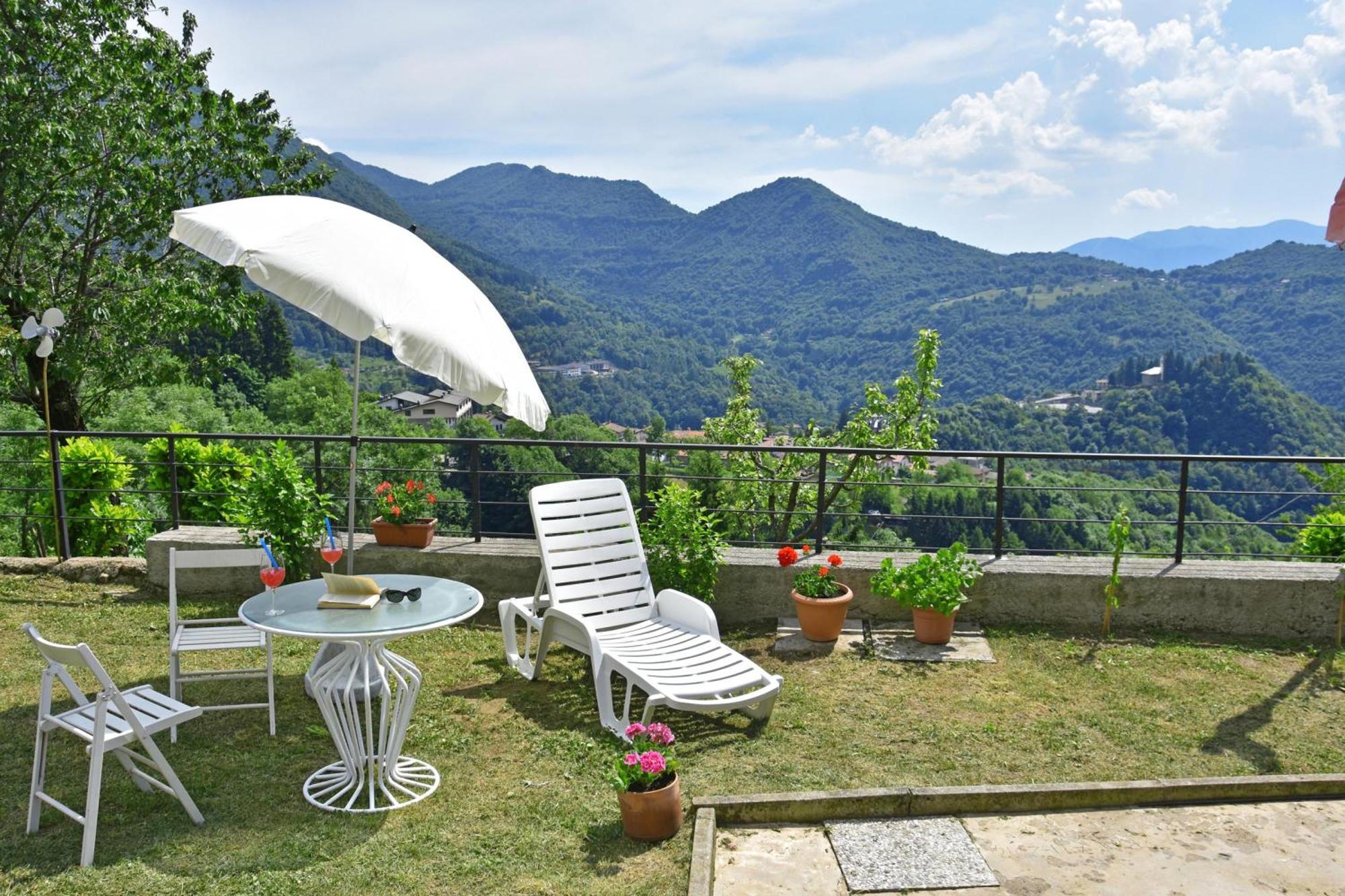 Casa Busso - Happy Rentals Esino Lario Dış mekan fotoğraf